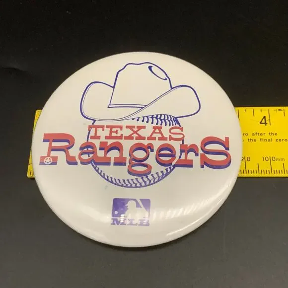 Vintage 1972 -1981 Texas Rangers MLB Baseball 3.5” Pin Pinback Button Cowboy Hat - Picture 4 of 4